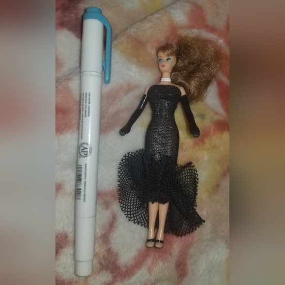 Mattel Solo in the Spotlight Barbie Miniture Size Used but GC still - Picture 4 of 4